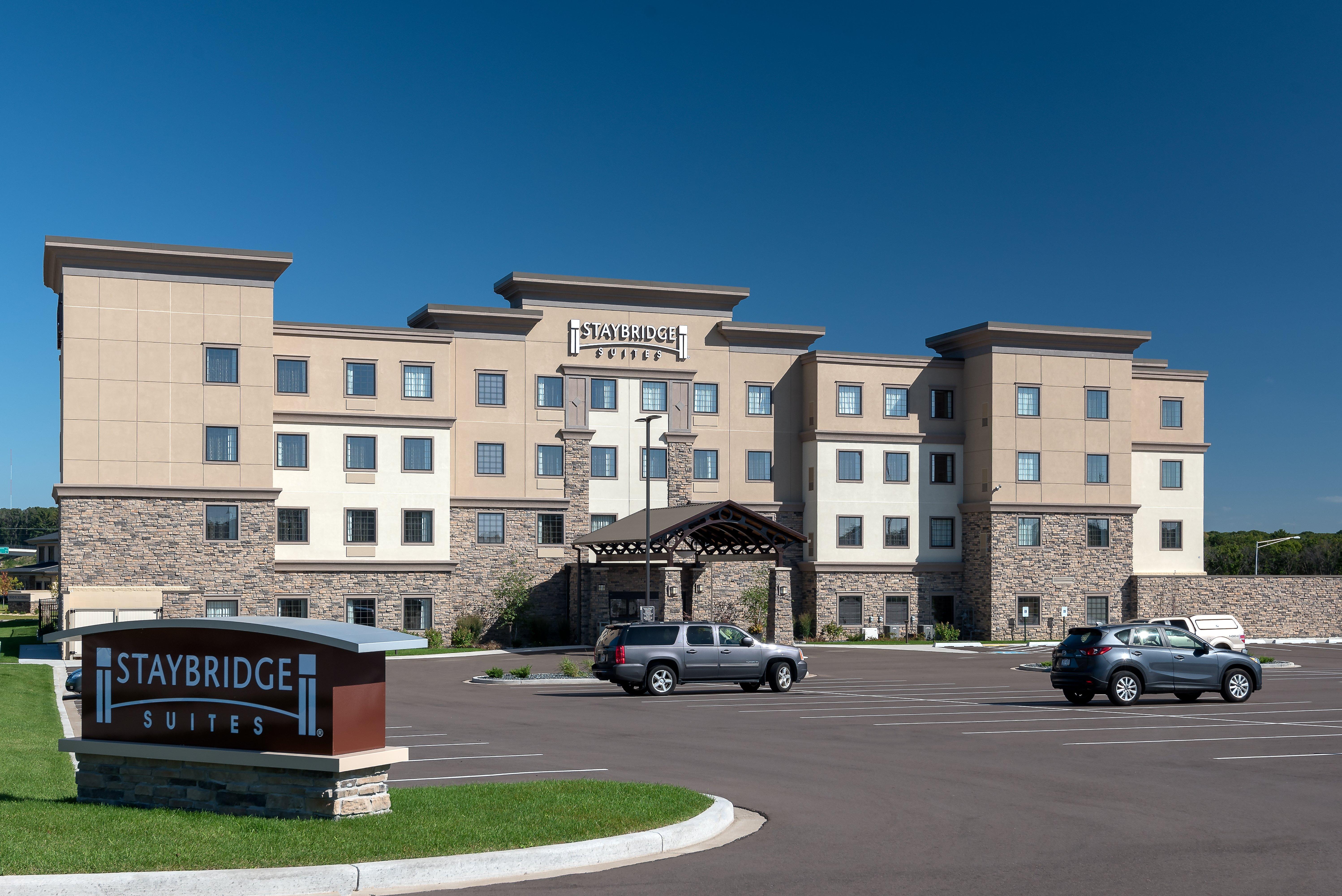 Staybridge Suites Eau Claire - Altoona By Ihg Eksteriør bilde
